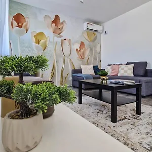 Amphora Luxury With Free Private Parking And Cozy Balcony Appartamento